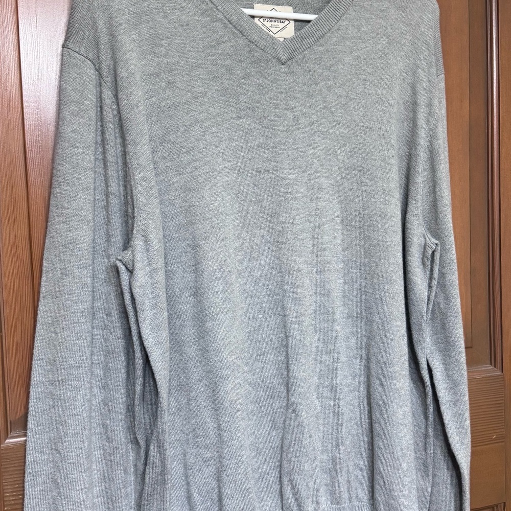 St. John's Bay Men's Gray V-Neck Sweater